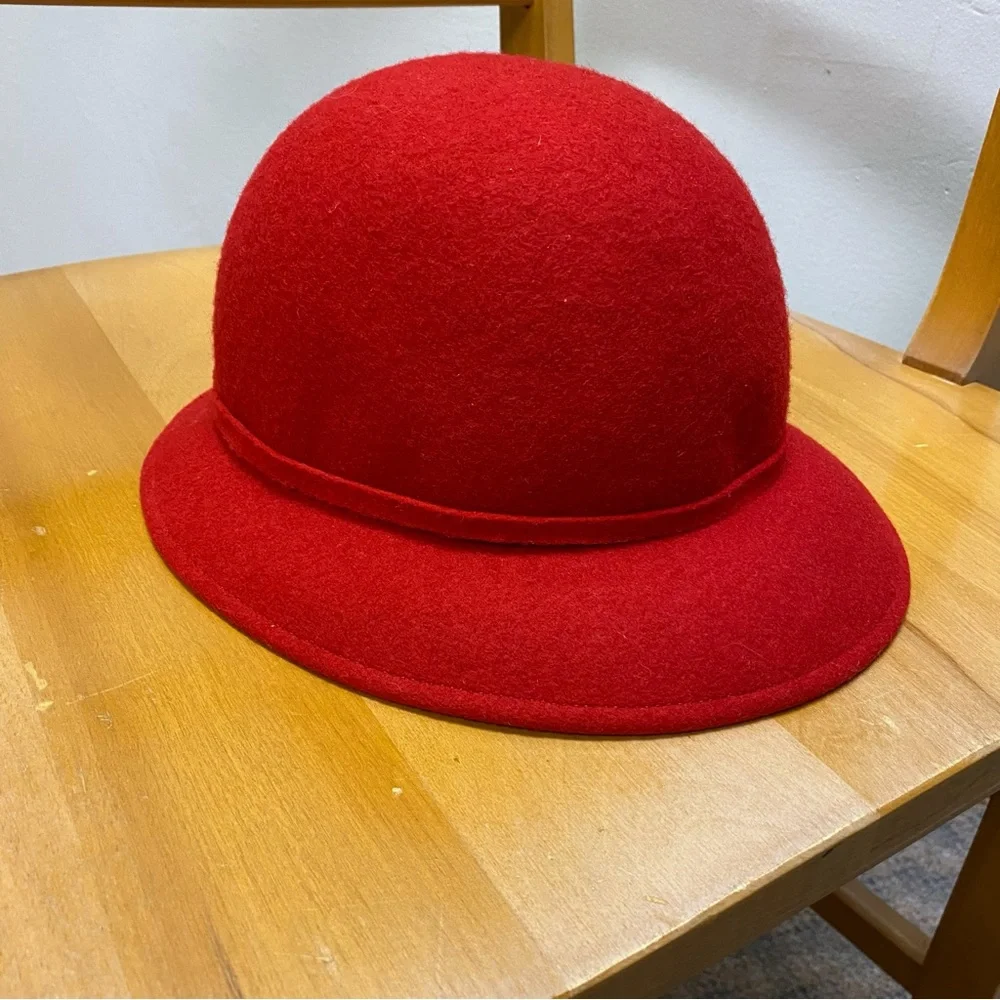 Vintage Red Lancaster Wool Felt Cloche Hat - Picture 6 of 11